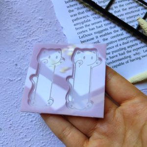 قالب گربه بغلی