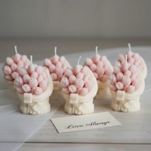 قالب یک آغوش لاله